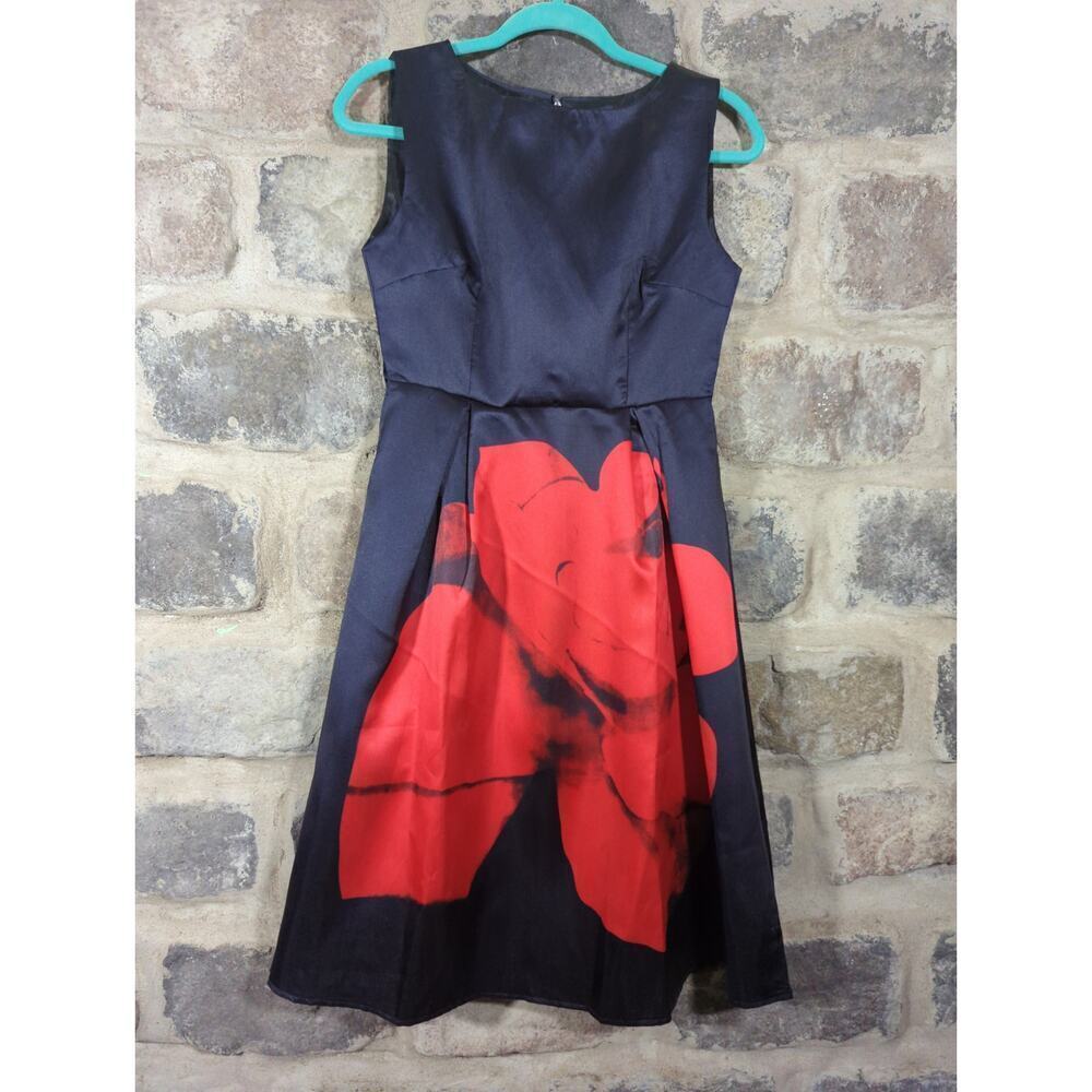 Thxgiving Dress Woman's Medium NWT‎ Black Floral Print Fit & Flare Party Dance